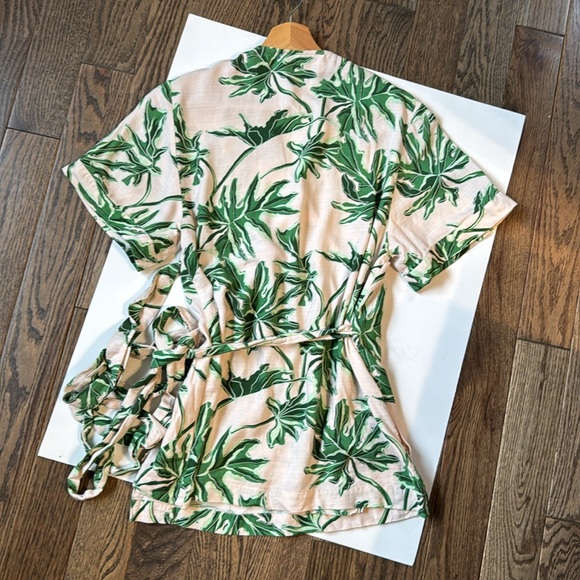 Emily McCarthy Day Robe Top - Picture 4 of 8